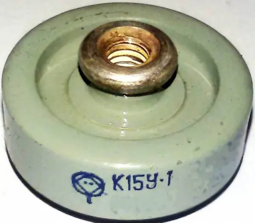 К15У-1В 3,5кВ 330 пф 8квар фото 2 К15У-1В 3,5кВ 330 пф 8квар фото 2