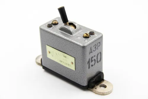 АЗР-150 автомат защиты фото 3